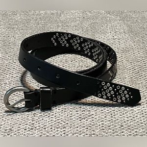 American‎ Eagle Outfitters Bohemian Studded Belt 40